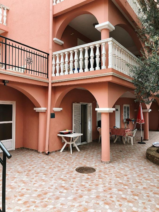Apartment Pavle Perovic Sveti Stefan Eksteriør billede